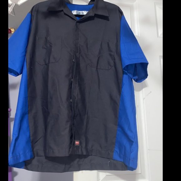 Size XL short sleeve two tone crew work shirt, button up, charcoal/royal blue - Picture 4 of 5